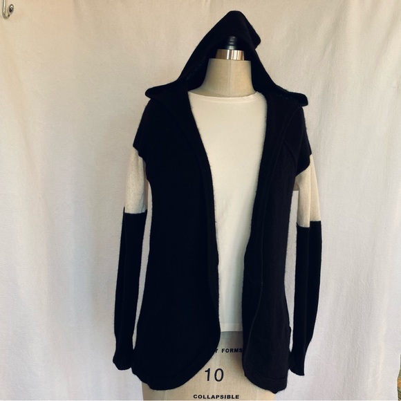360Cashmere XS/S black/ ivory hoody - Picture 6 of 10